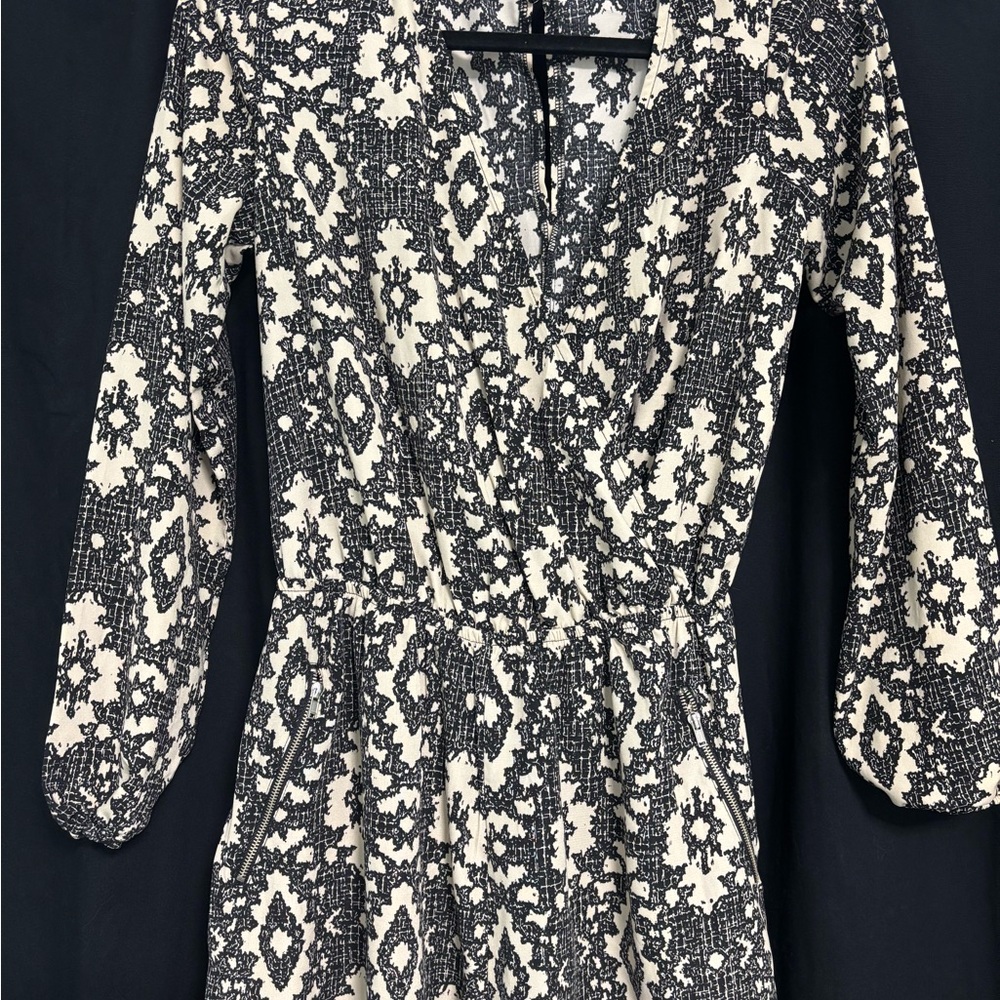 One Clothing Black and White V-Neck Bishop Sleeve Sundress